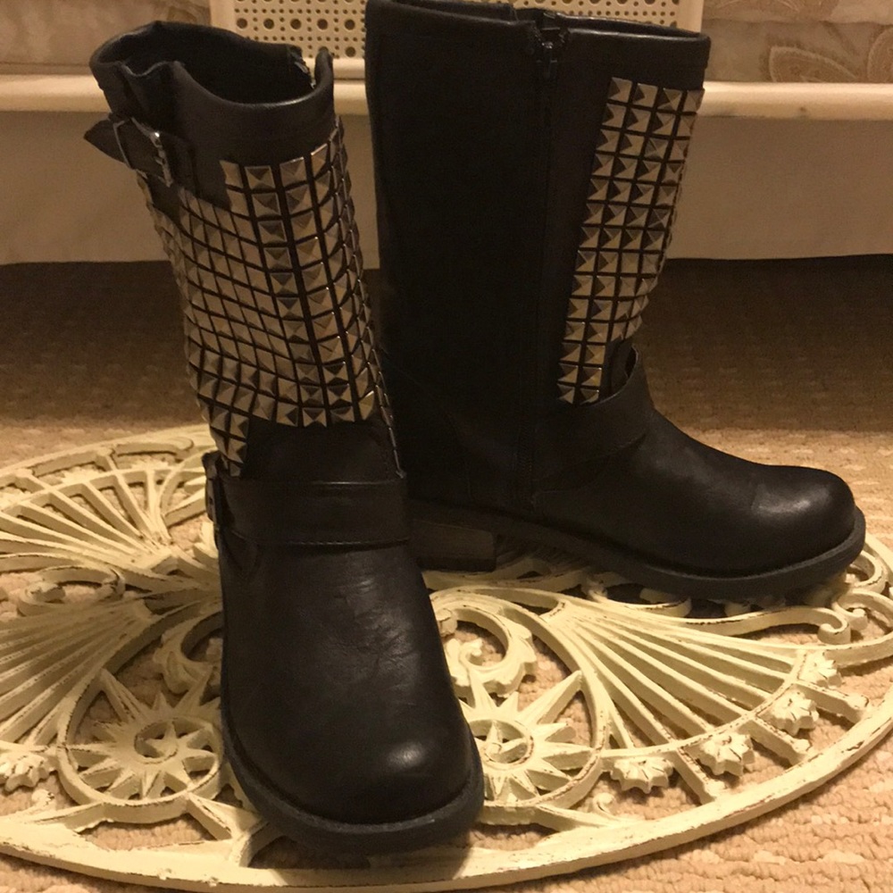BRAND NEW mid calf studded boots